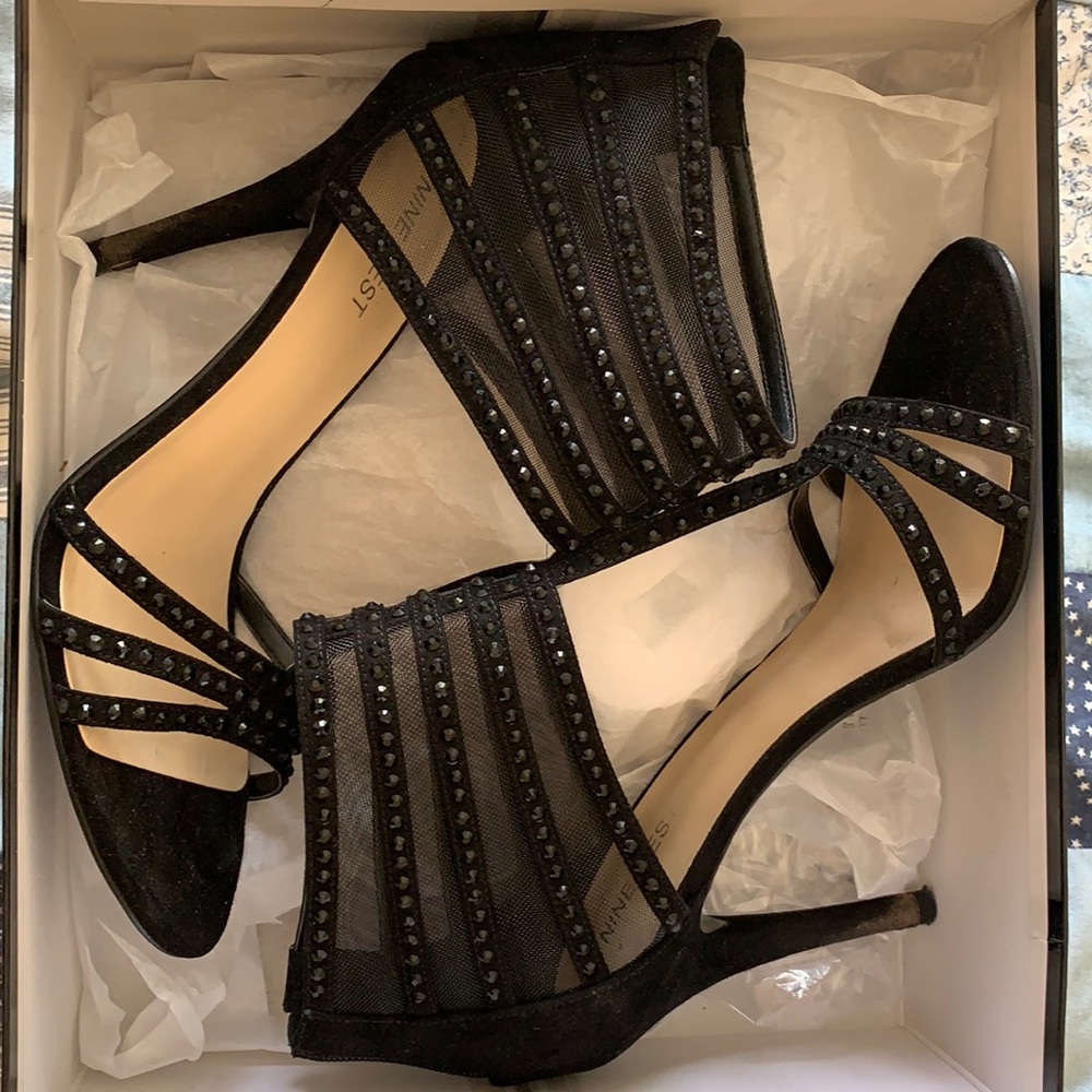 Black formal shoes - worn once!